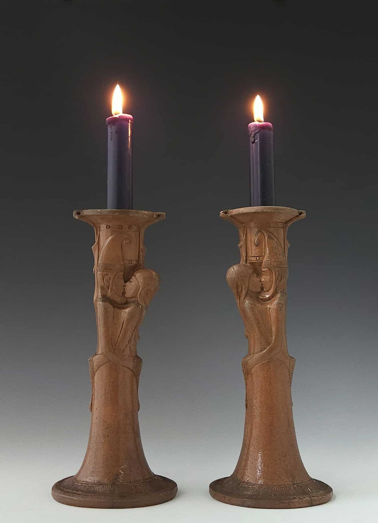 Joseph Mendes da Costa zeldzaam paar gres aardewerk kandelaars 1901 Joseph Mendes da Costa zeldzaam paar gres aardewerk kandelaars 1901